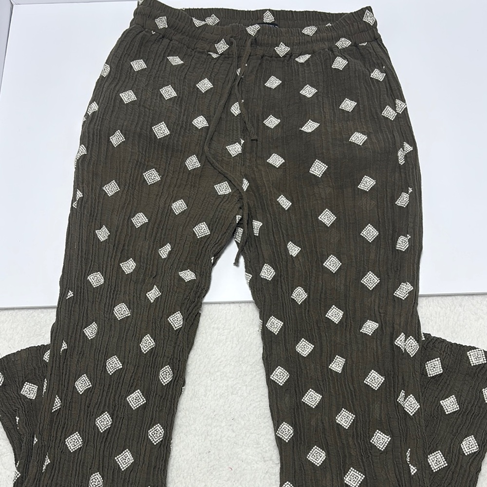 Zara Olive Pants with White Diamond Pattern